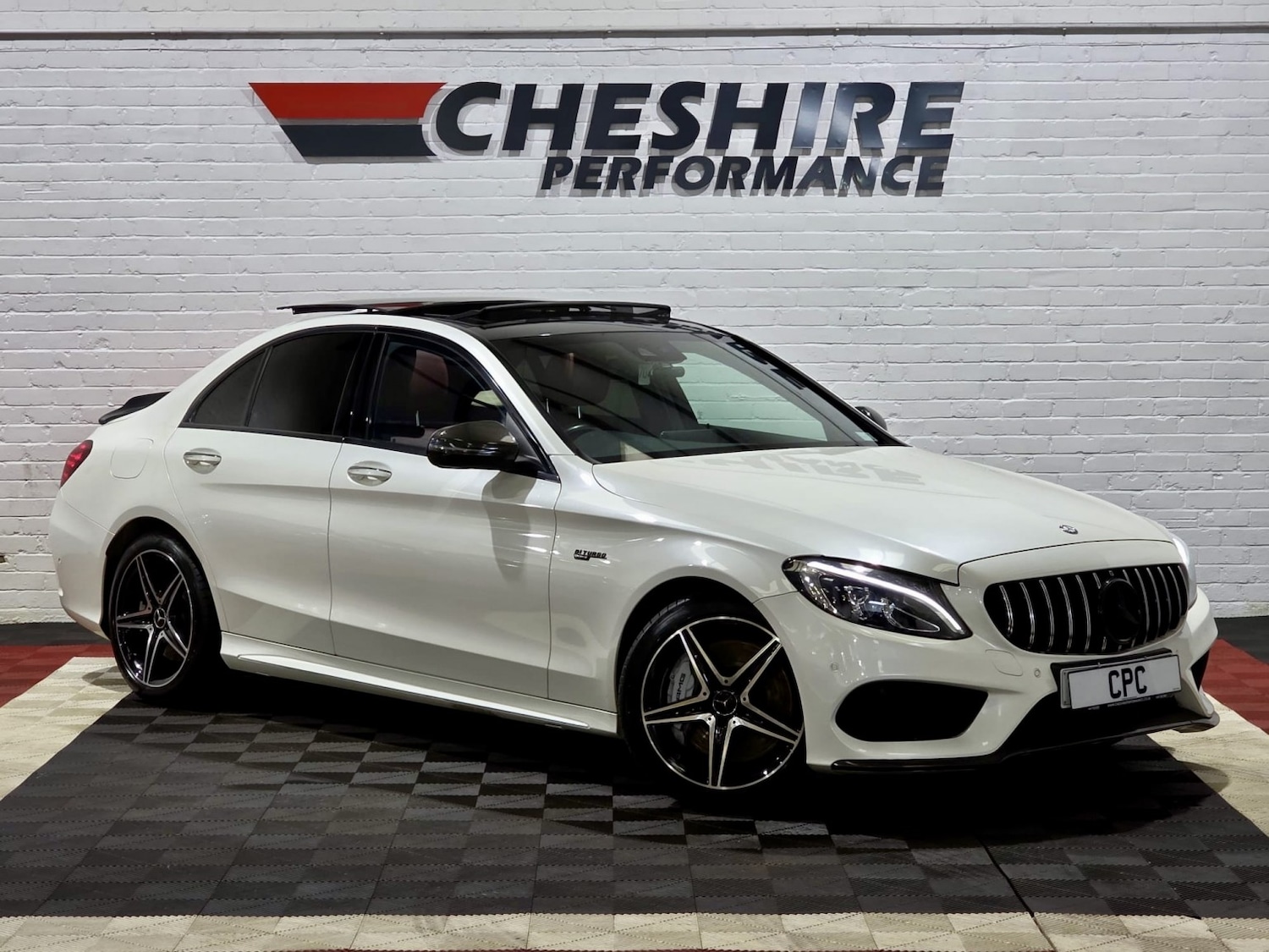 Used Mercedes-Benz C Class 2016 for sale - 77370580: Photo 3