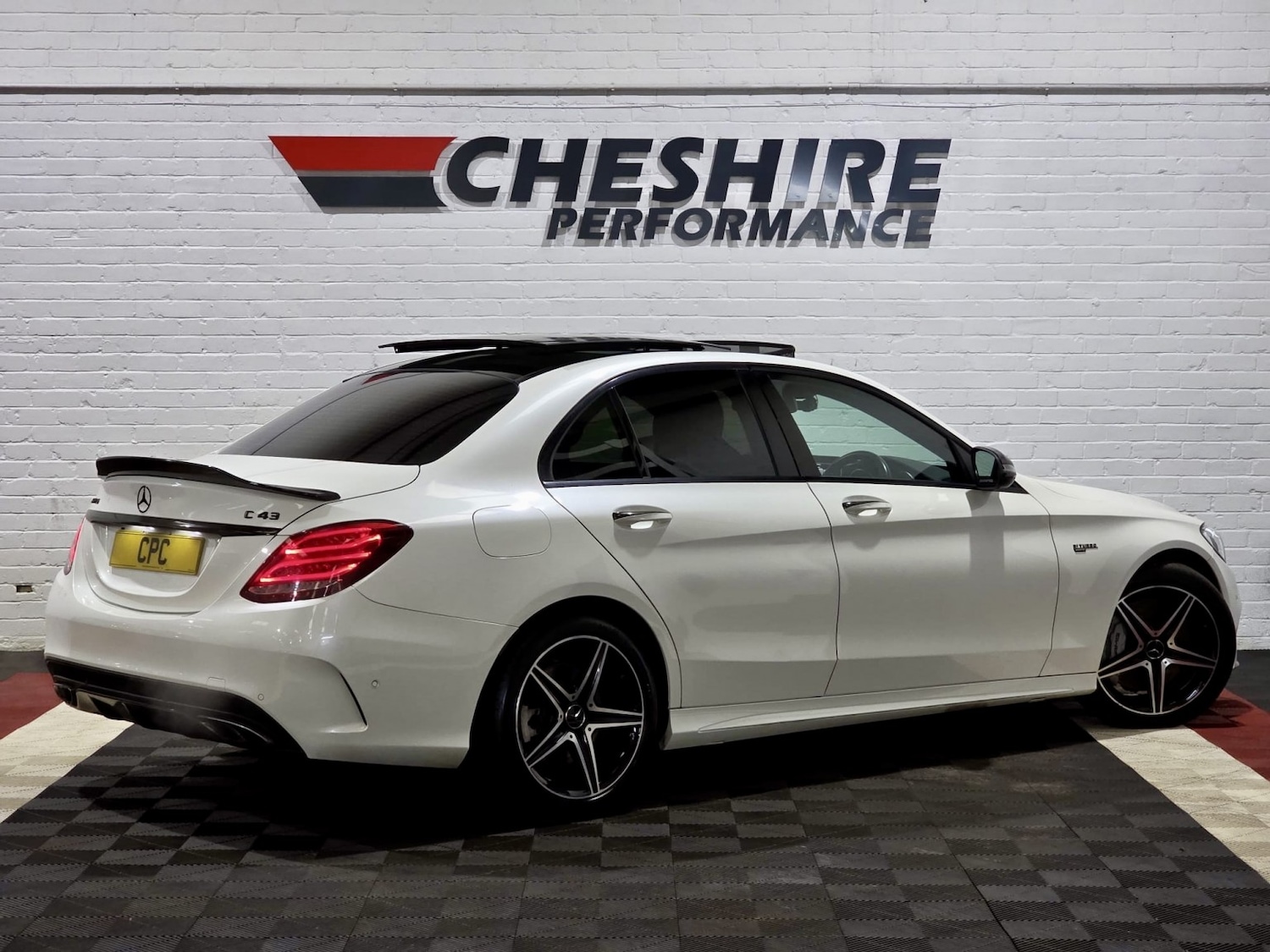 Used Mercedes-Benz C Class 2016 for sale - 77370580: Photo 5