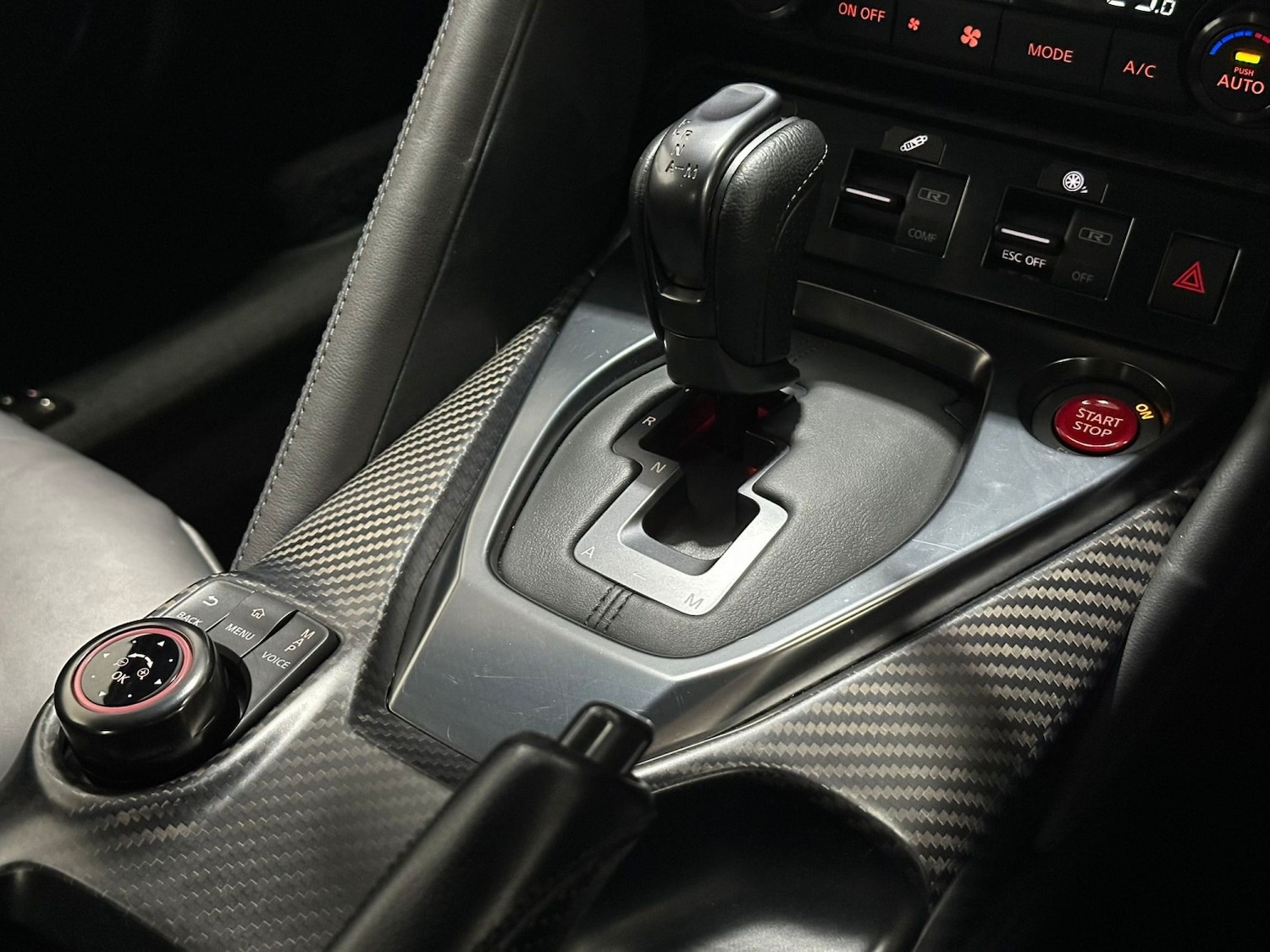 Used Nissan GT-R 2021 for sale - 77310737: Photo 40