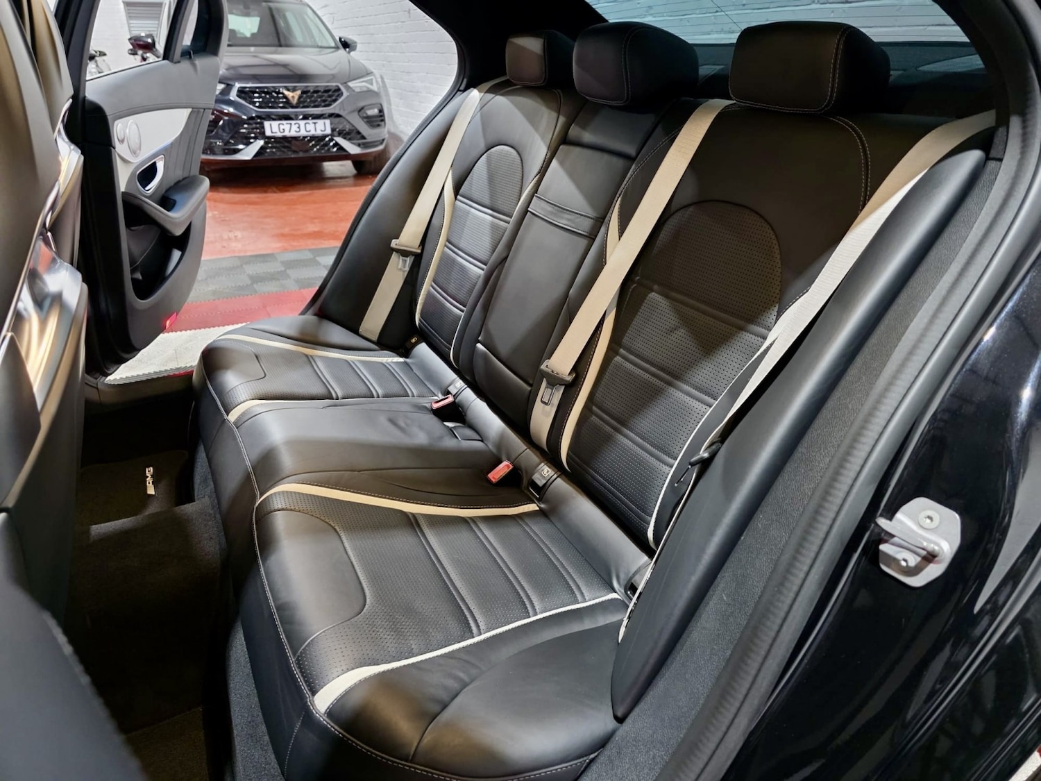 Used Mercedes-Benz C Class 2016 for sale - 77536040: Photo 17