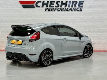 Used Ford Fiesta 2017 for sale - 79234860: Photo