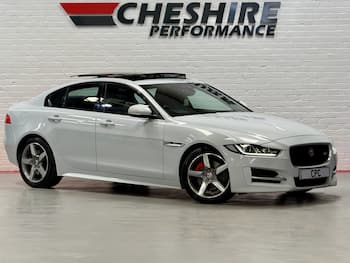 Used Jaguar XE 2015 for sale - 79779790: Photo