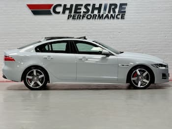Used Jaguar XE 2015 for sale - 79779790: Photo