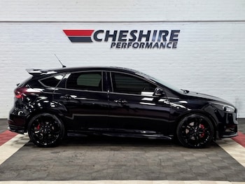 Used Ford Focus 2015 for sale - 77938104: Photo