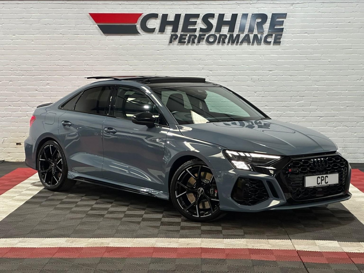 Used Audi RS3 2022 for sale - 76709309: Photo 3