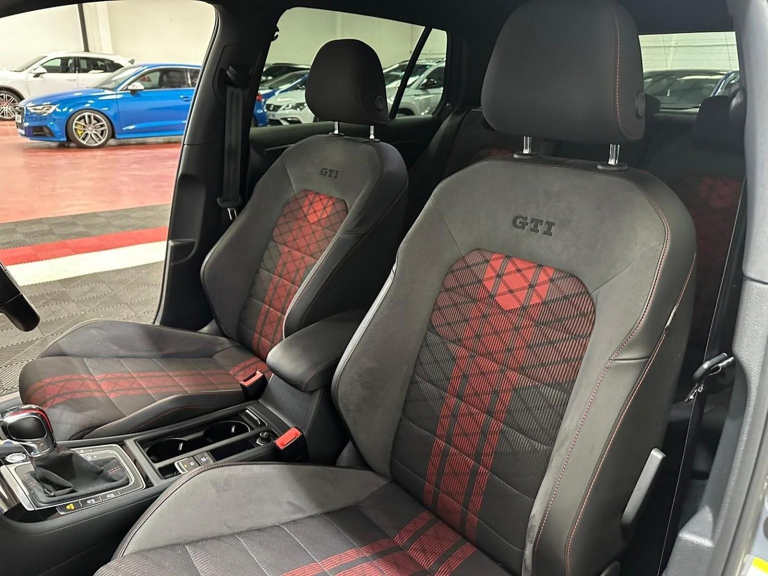 Used Volkswagen Golf 2019 for sale - 76709302: Photo 15