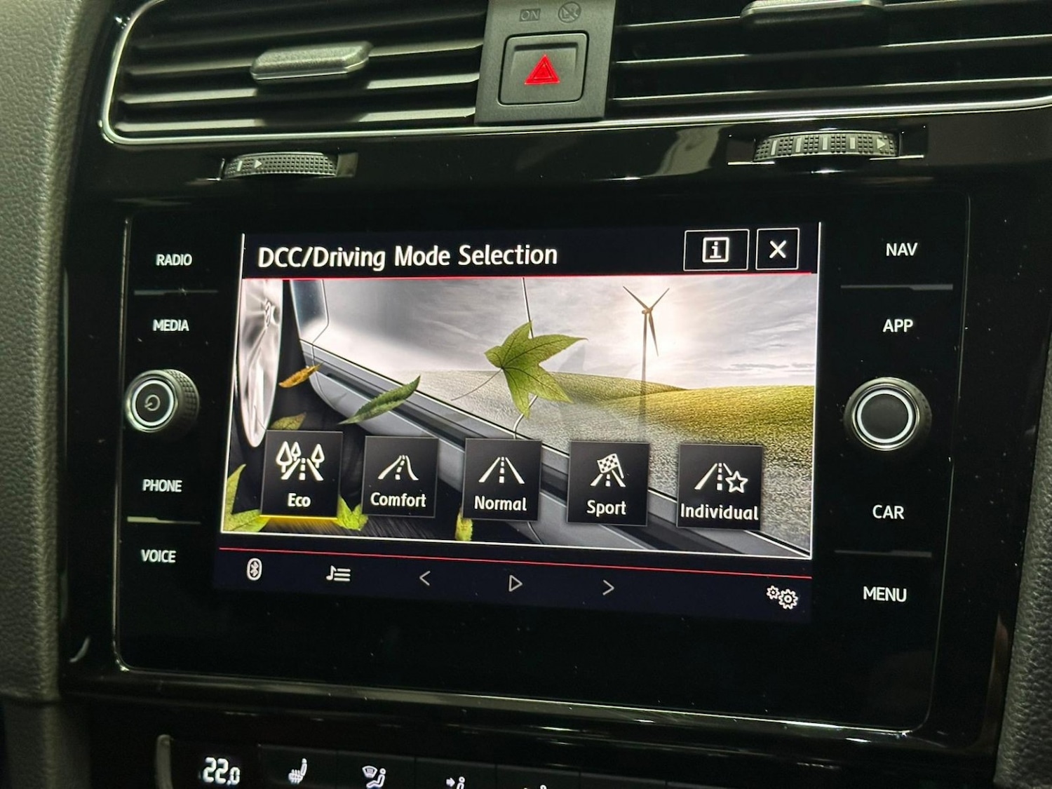 Used Volkswagen Golf 2019 for sale - 76709302: Photo 23