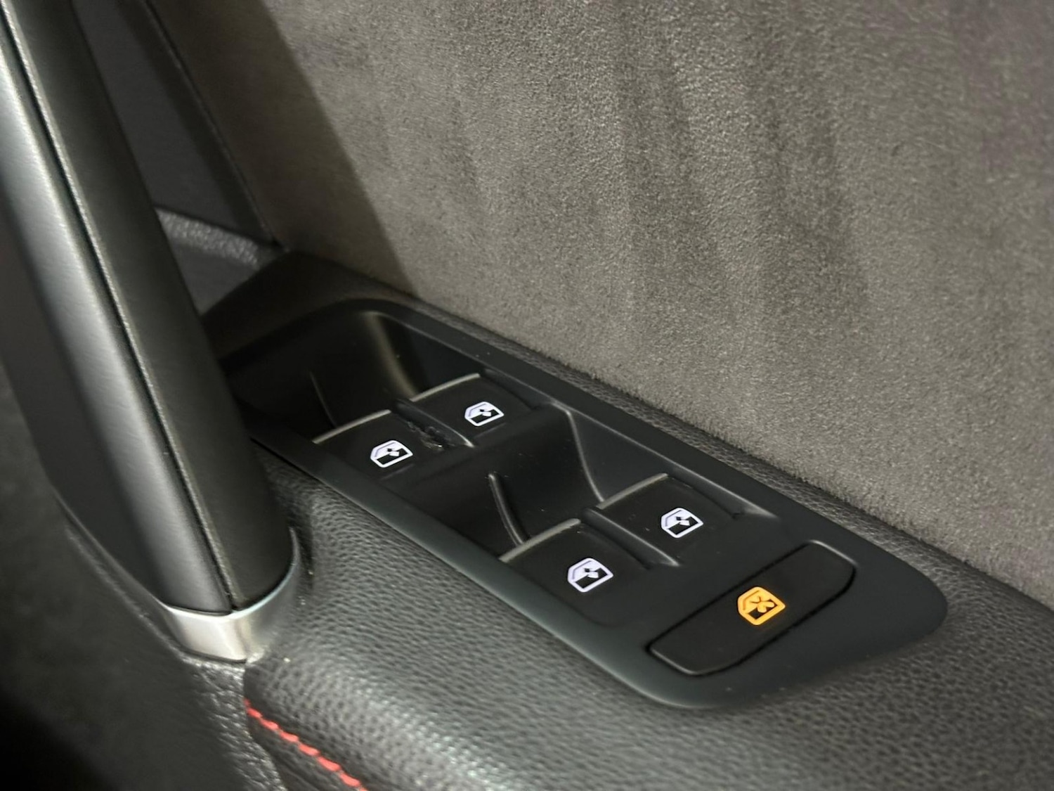 Used Volkswagen Golf 2019 for sale - 76709302: Photo 33