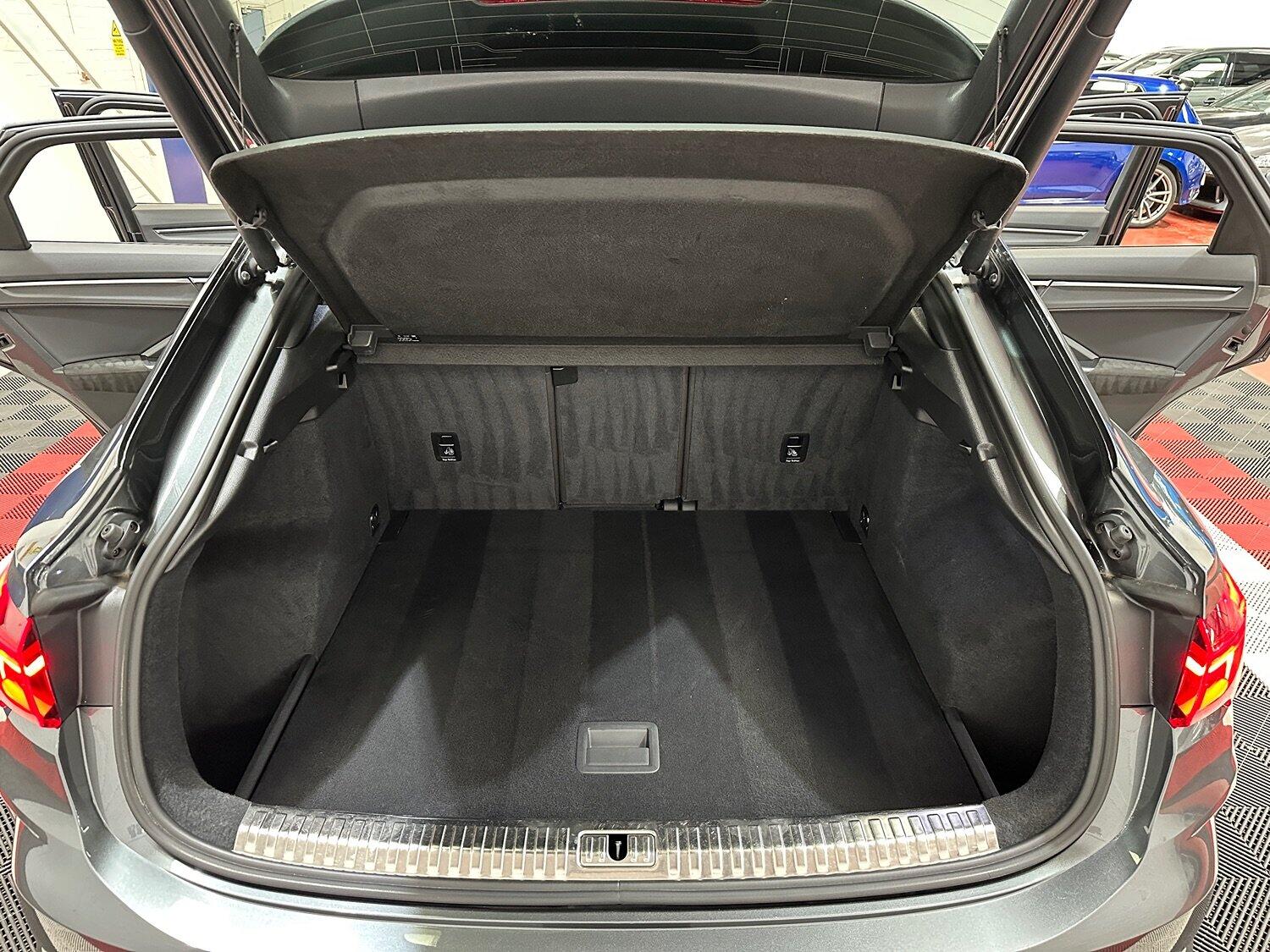 Used Audi RS Q3 2020 for sale - 77464804: Photo 44