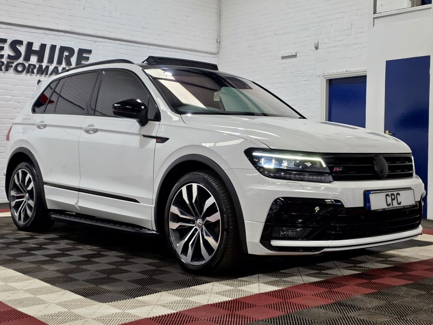 Used Volkswagen Tiguan 2017 for sale - 78125214: Photo 10