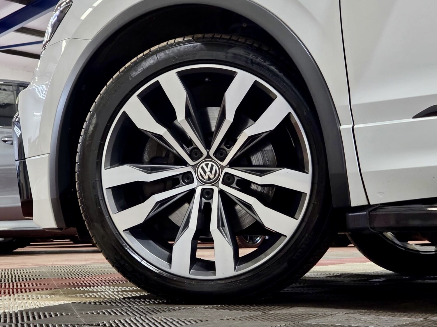 Used Volkswagen Tiguan 2017 for sale - 78125214: Photo 12