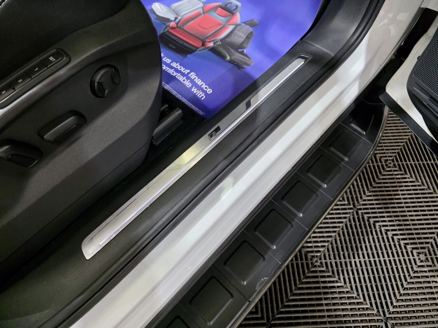 Used Volkswagen Tiguan 2017 for sale - 78125214: Photo 25