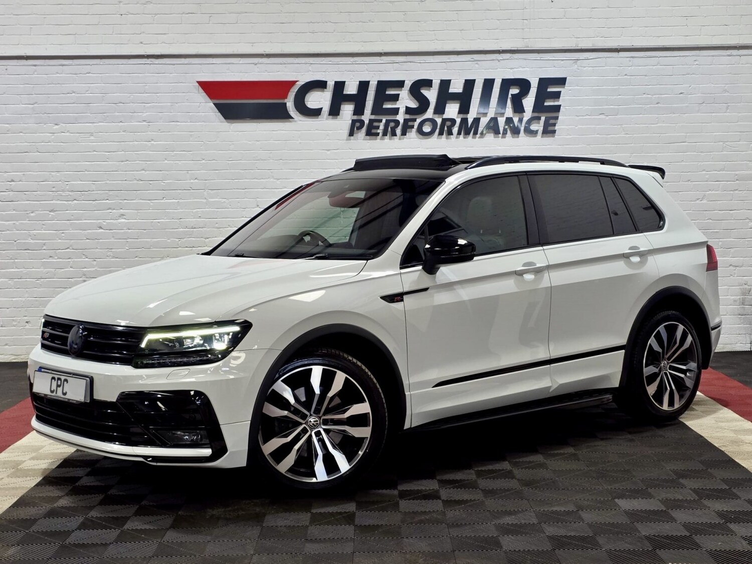 Used Volkswagen Tiguan 2017 for sale - 78125214: Photo 6