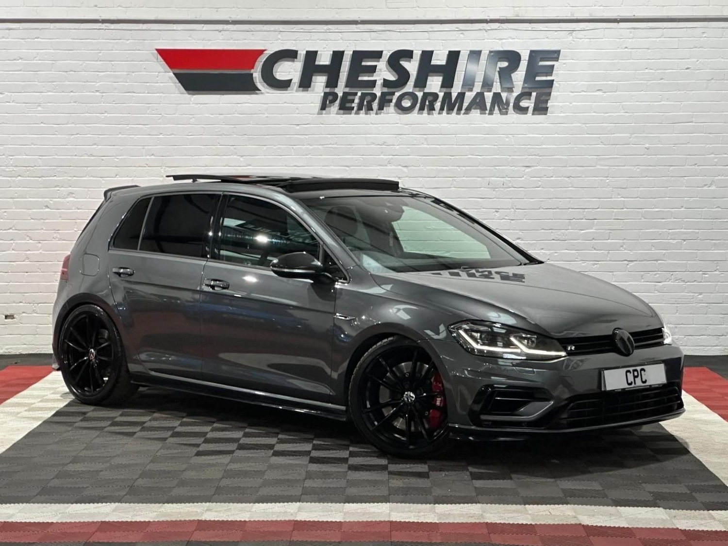 Used Volkswagen Golf 2020 for sale - 76709333: Photo 2