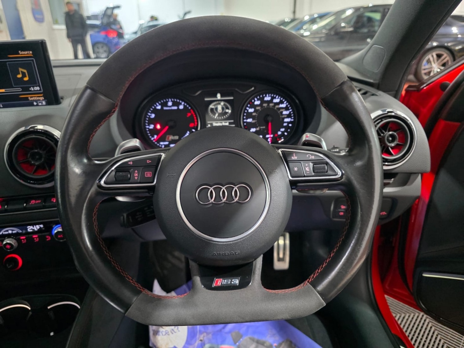 Used Audi RS3 2015 for sale - 77310731: Photo 32