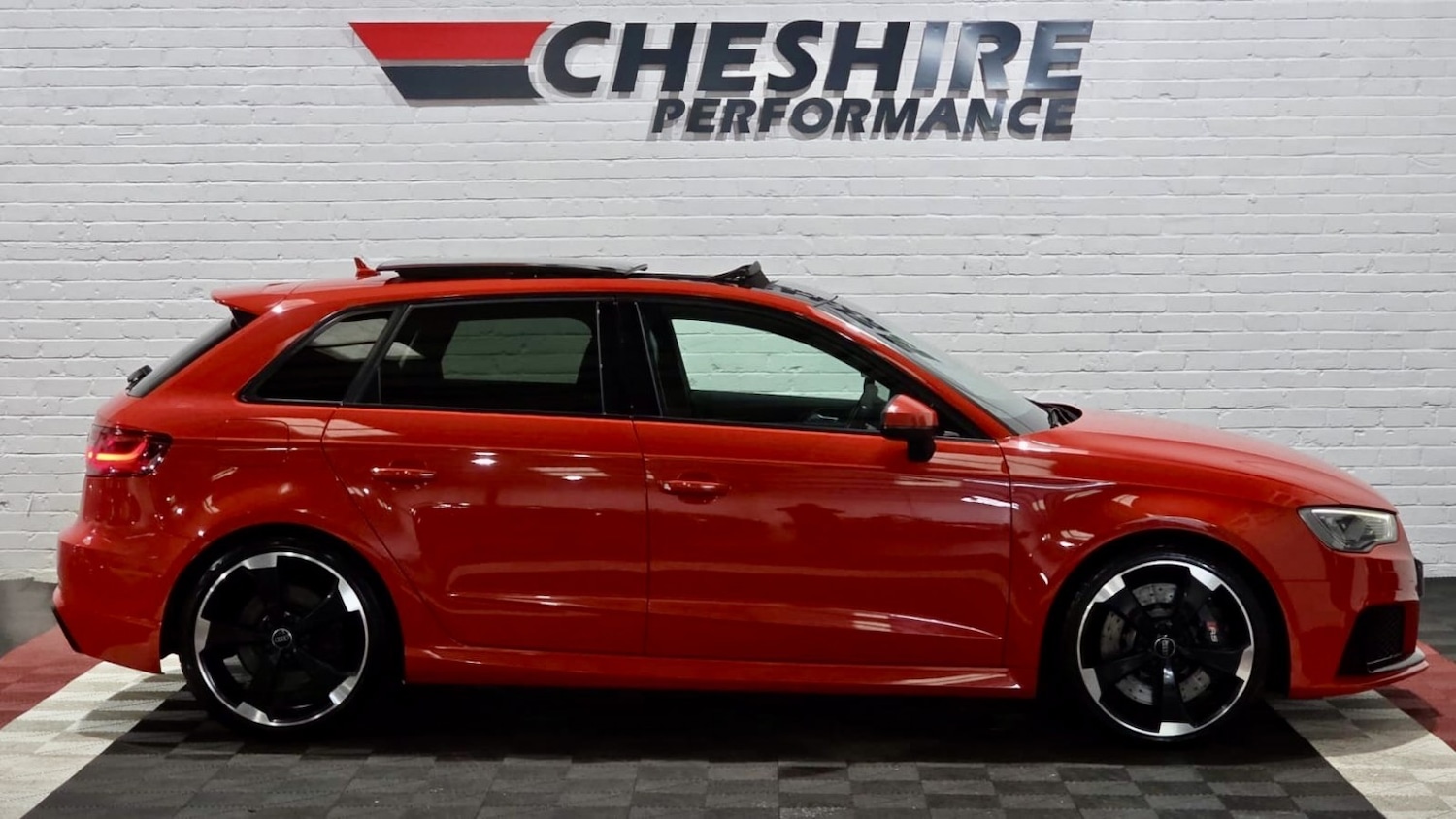 Used Audi RS3 2015 for sale - 77310731: Photo 4
