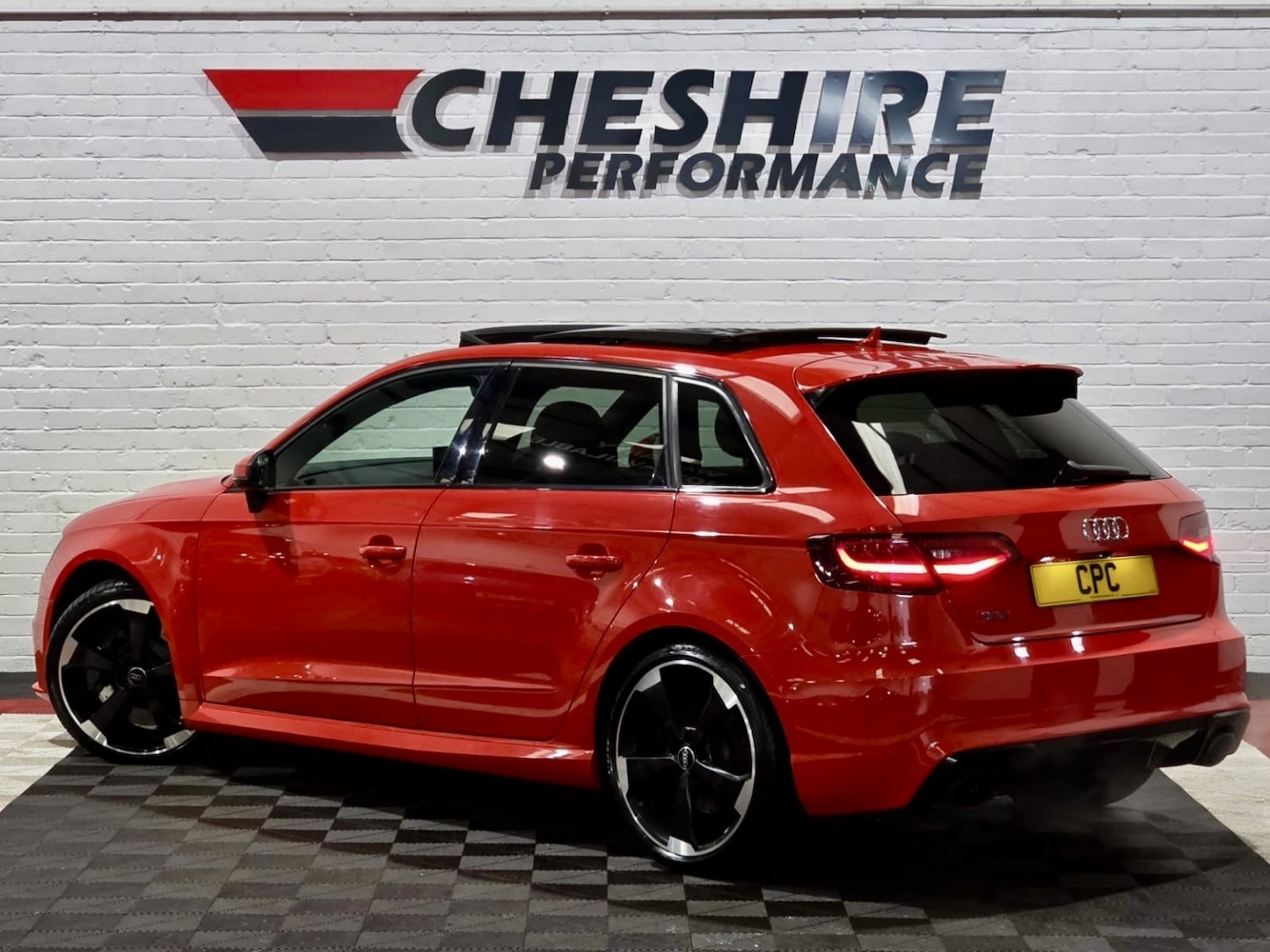 Used Audi RS3 2015 for sale - 77310731: Photo 7