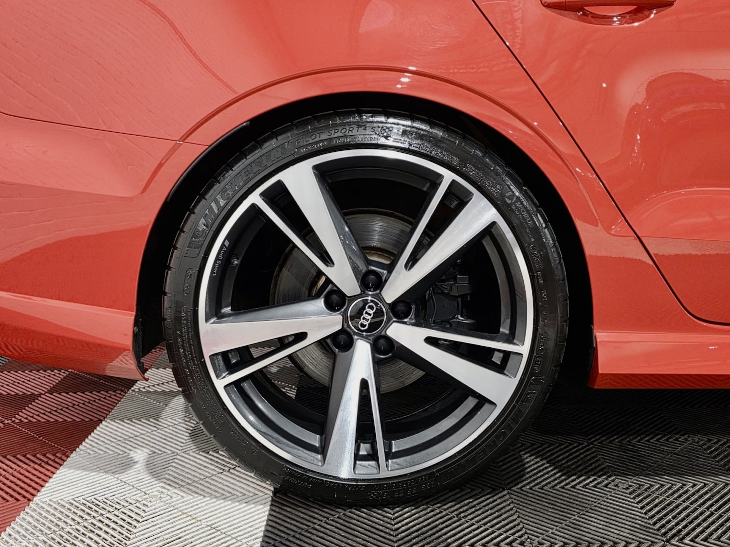 Used Audi RS3 2017 for sale - 77258987: Photo 10