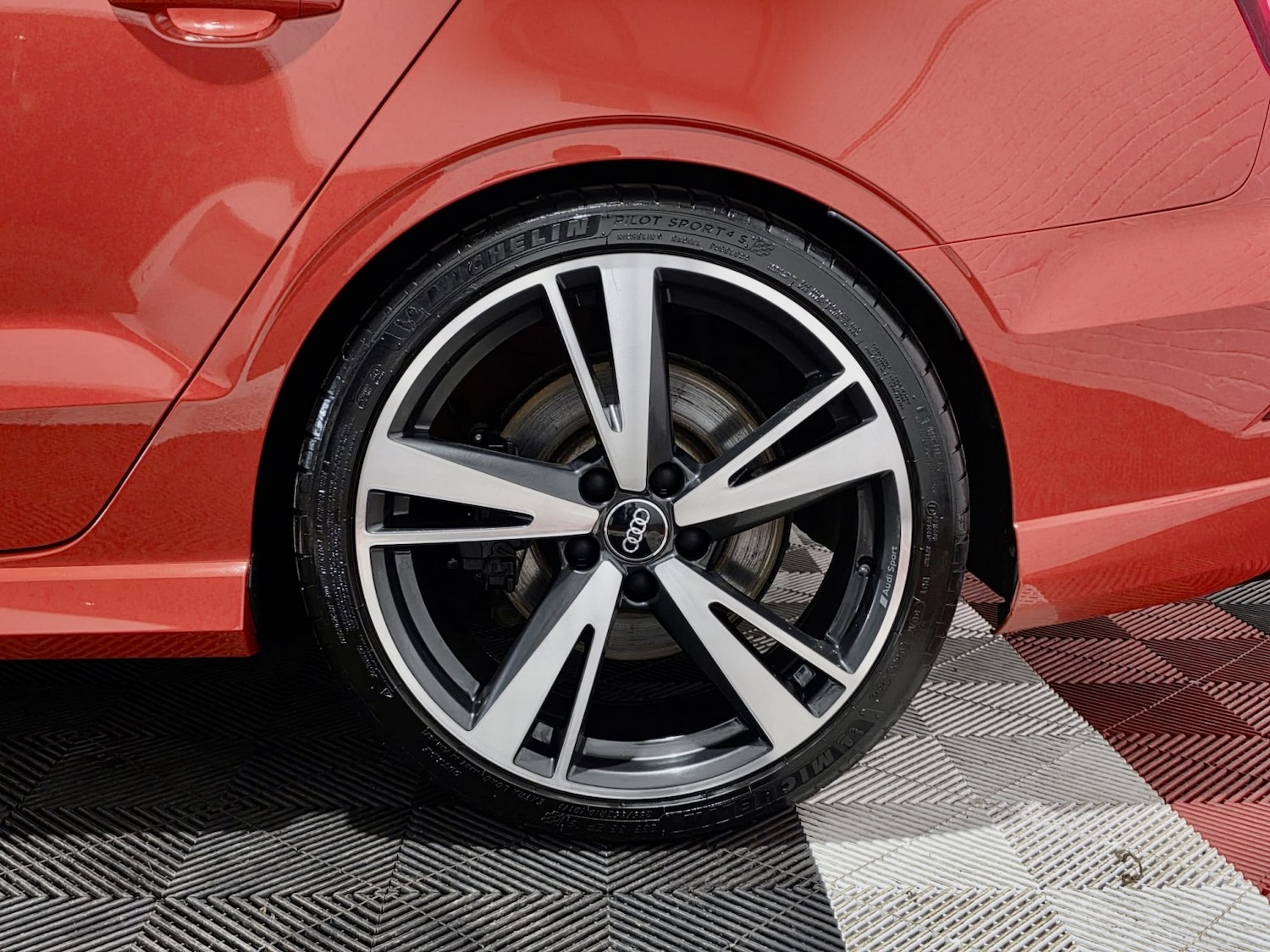 Used Audi RS3 2017 for sale - 77258987: Photo 11