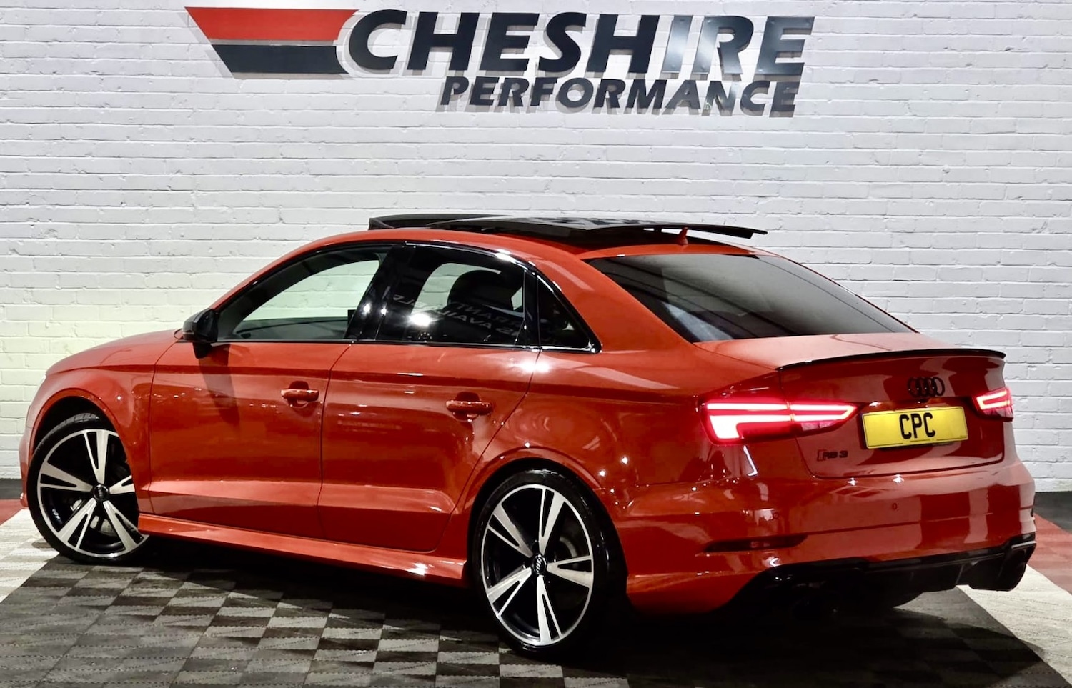 Used Audi RS3 2017 for sale - 77258987: Photo 6