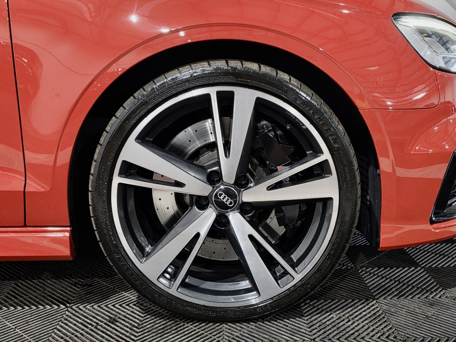 Used Audi RS3 2017 for sale - 77258987: Photo 9