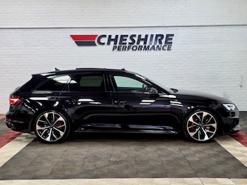 Used Audi RS4 Avant 2018 for sale - 77822232: Photo