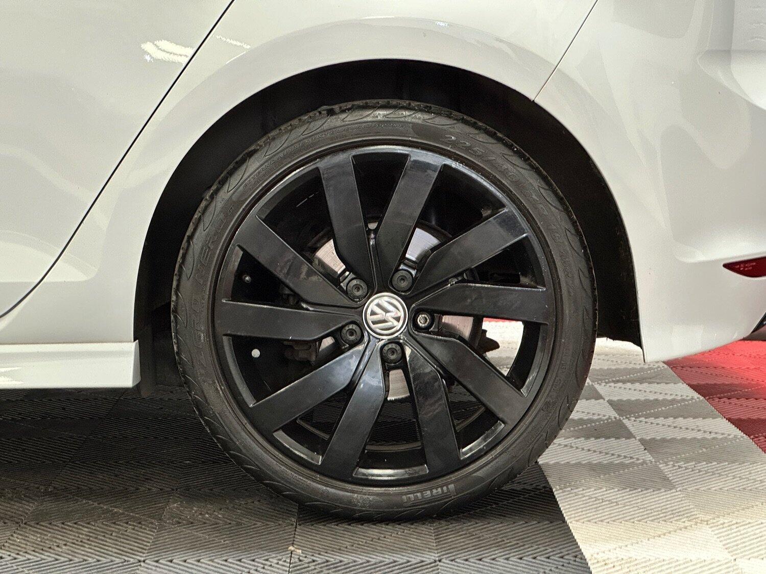 Used Volkswagen Golf 2017 for sale - 76709246: Photo 14