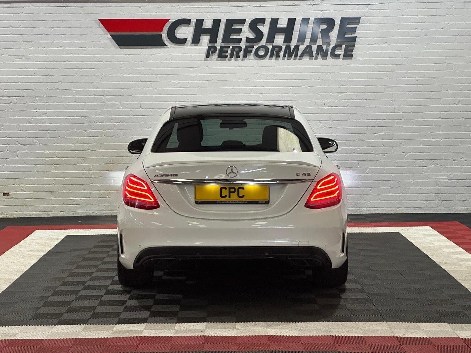 Used Mercedes-Benz C Class 2017 for sale - 76709293: Photo 6