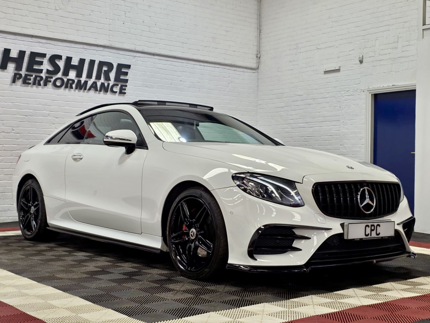 Used Mercedes-Benz E Class 2018 for sale - 77310685: Photo 10