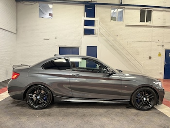 Used BMW 2 Series 2018 for sale - 78125203: Photo