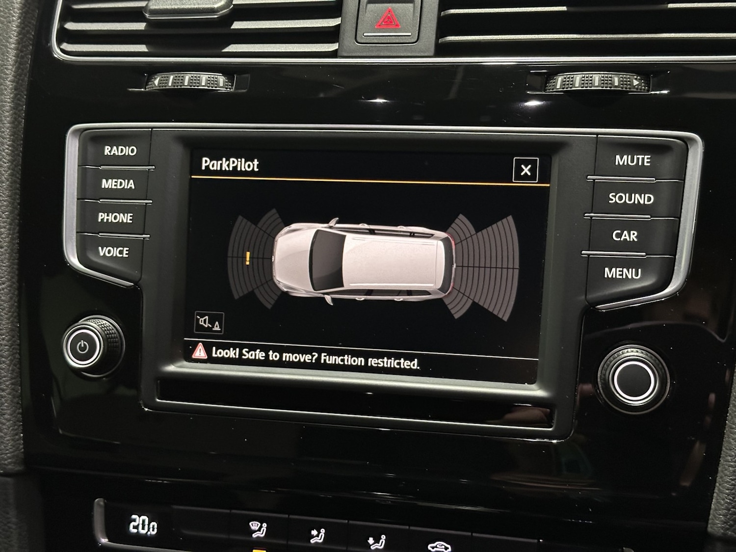 Used Volkswagen Golf 2016 for sale - 77258976: Photo 24