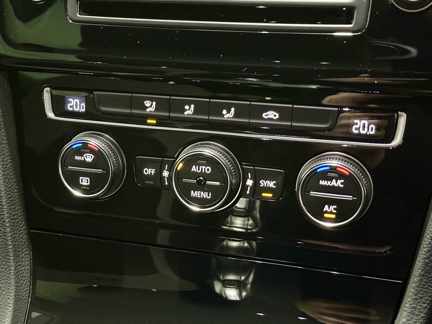 Used Volkswagen Golf 2016 for sale - 77258976: Photo 26