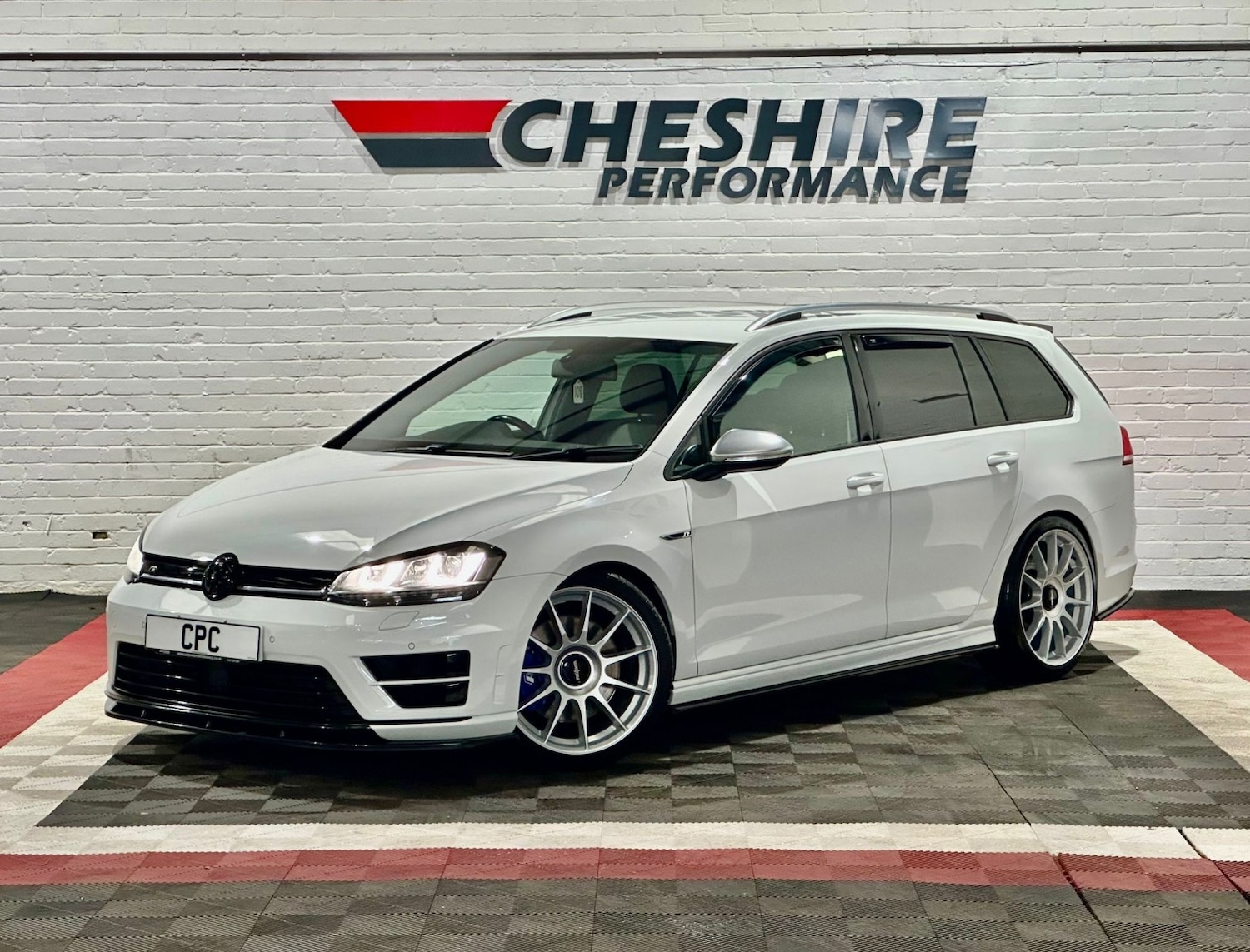 Used Volkswagen Golf 2016 for sale - 77258976: Photo 8