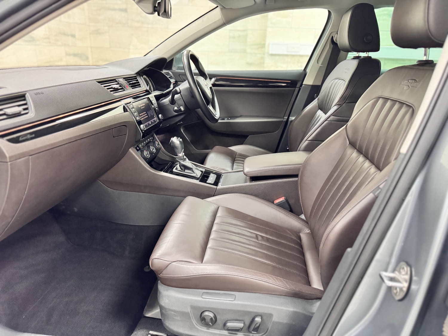 Used Skoda Superb 2015 for sale - 77106817: Photo 24