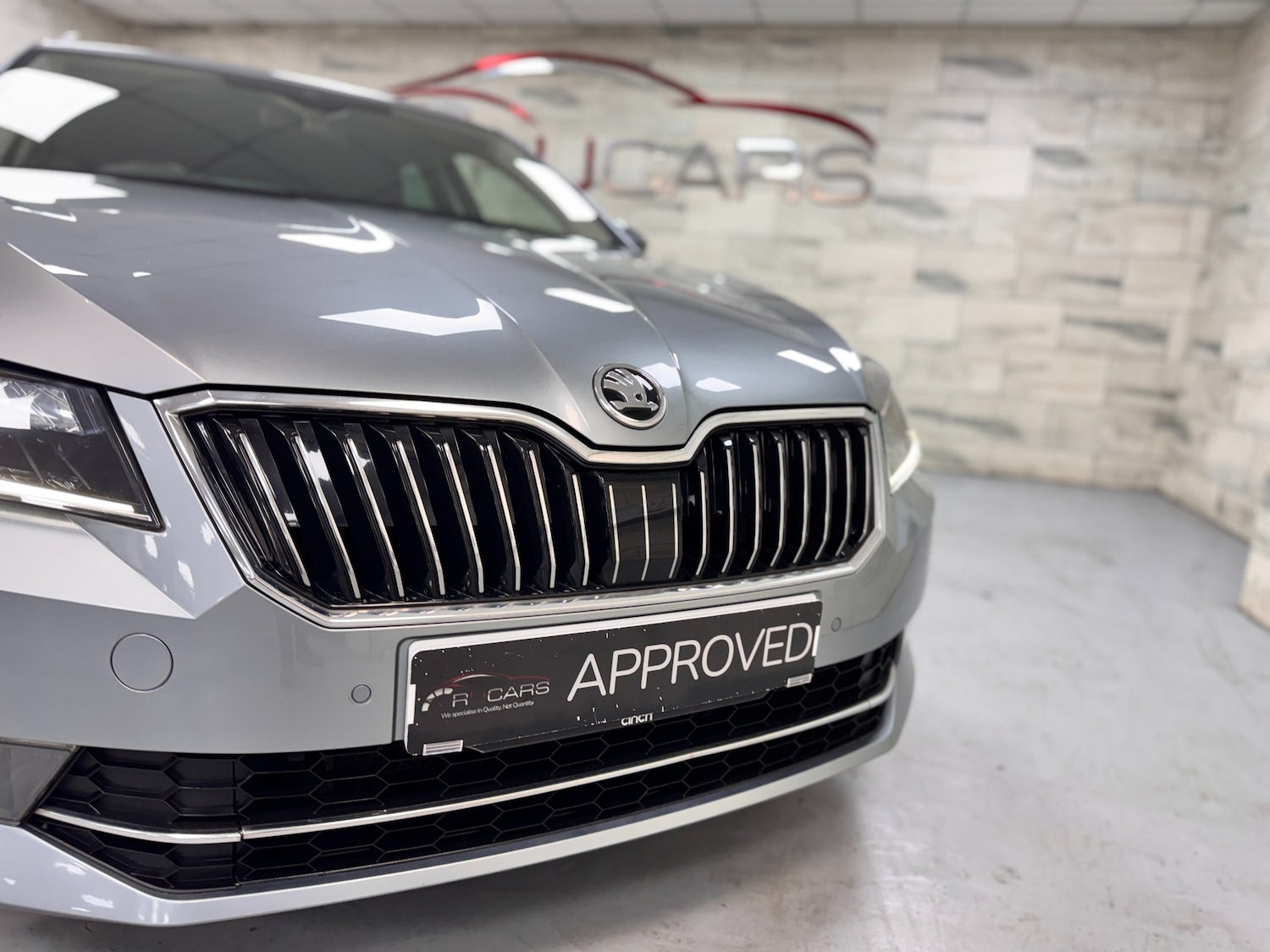 Used Skoda Superb 2015 for sale - 77106817: Photo 38