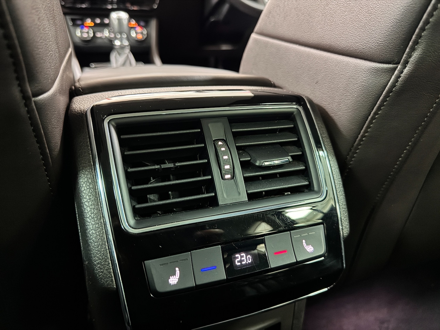 Used Skoda Superb 2015 for sale - 77106817: Photo 50