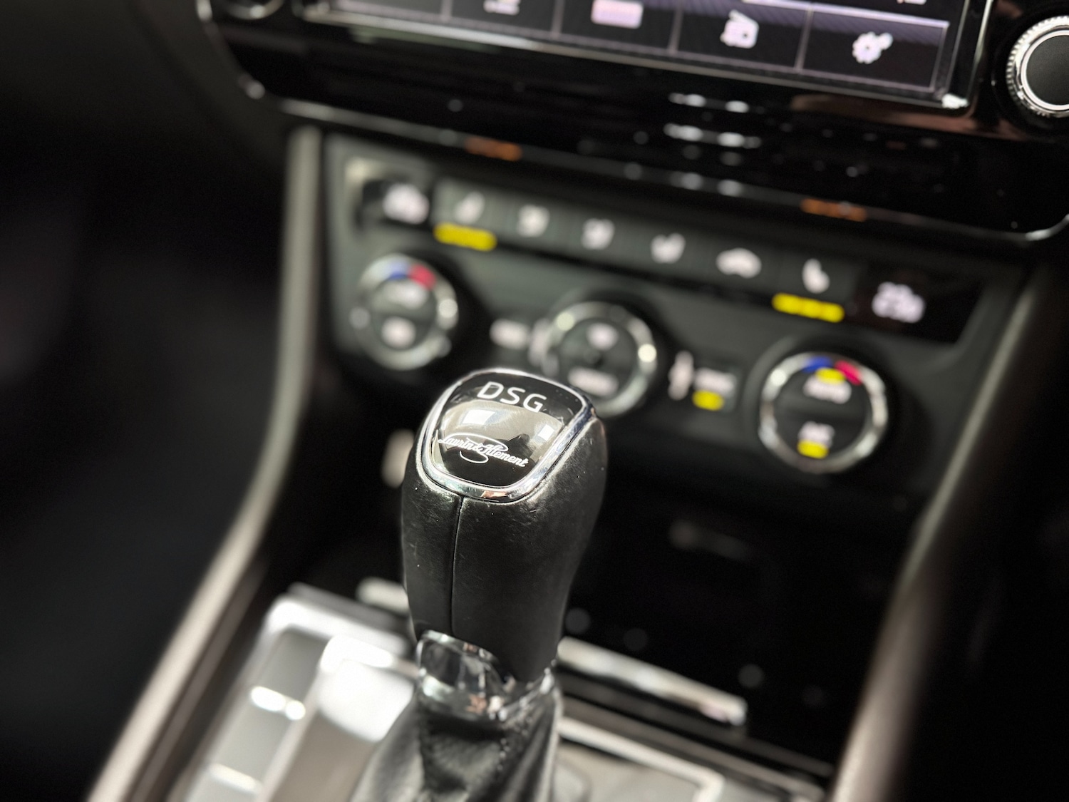 Used Skoda Superb 2015 for sale - 77106817: Photo 61