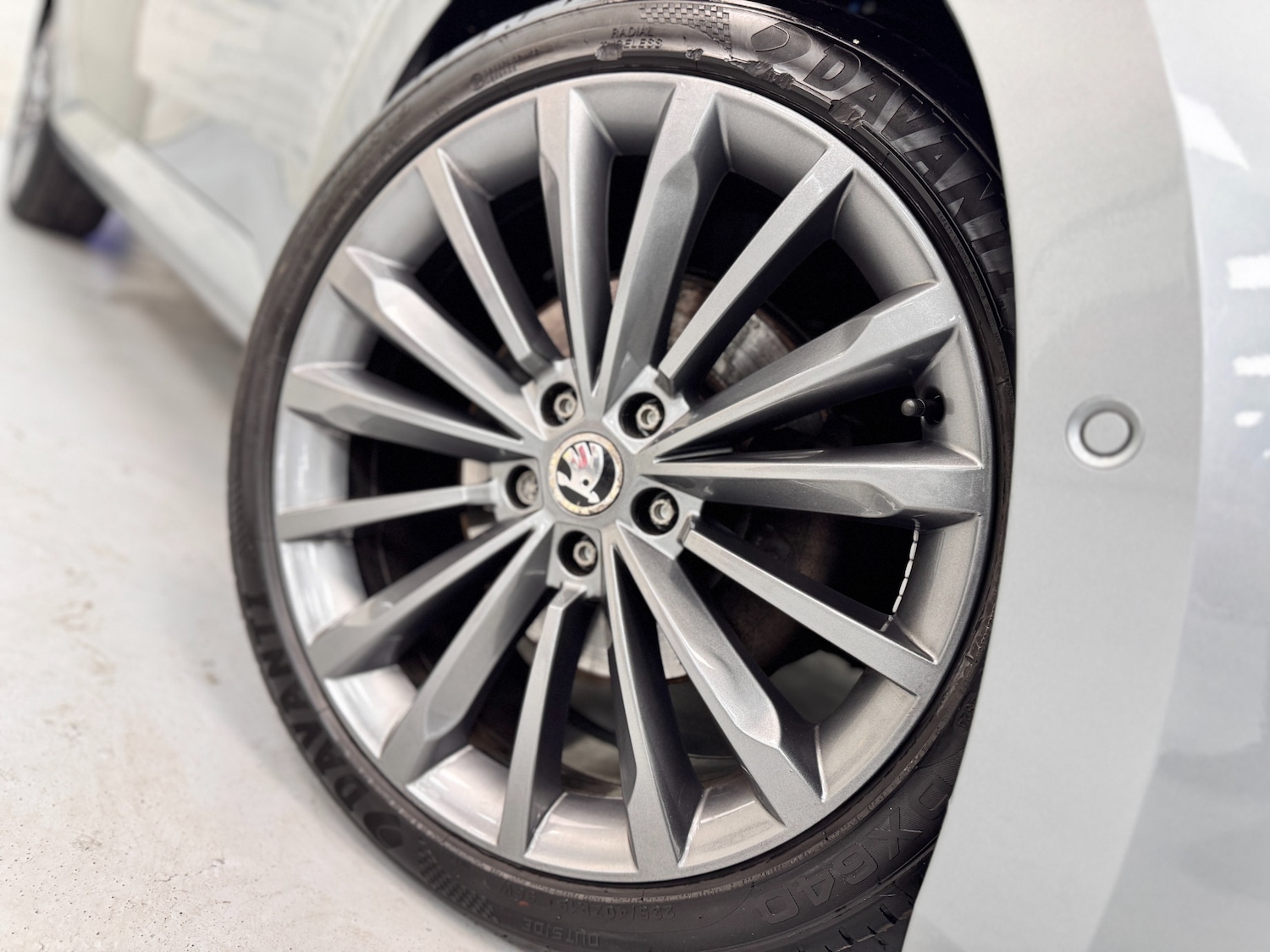 Used Skoda Superb 2015 for sale - 77106817: Photo 75