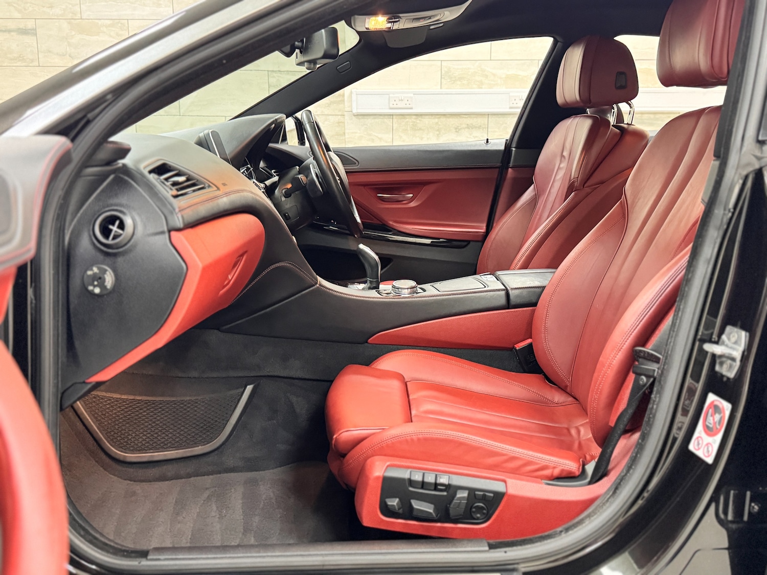 Used BMW 6 Series 2015 for sale - 77106815: Photo 21