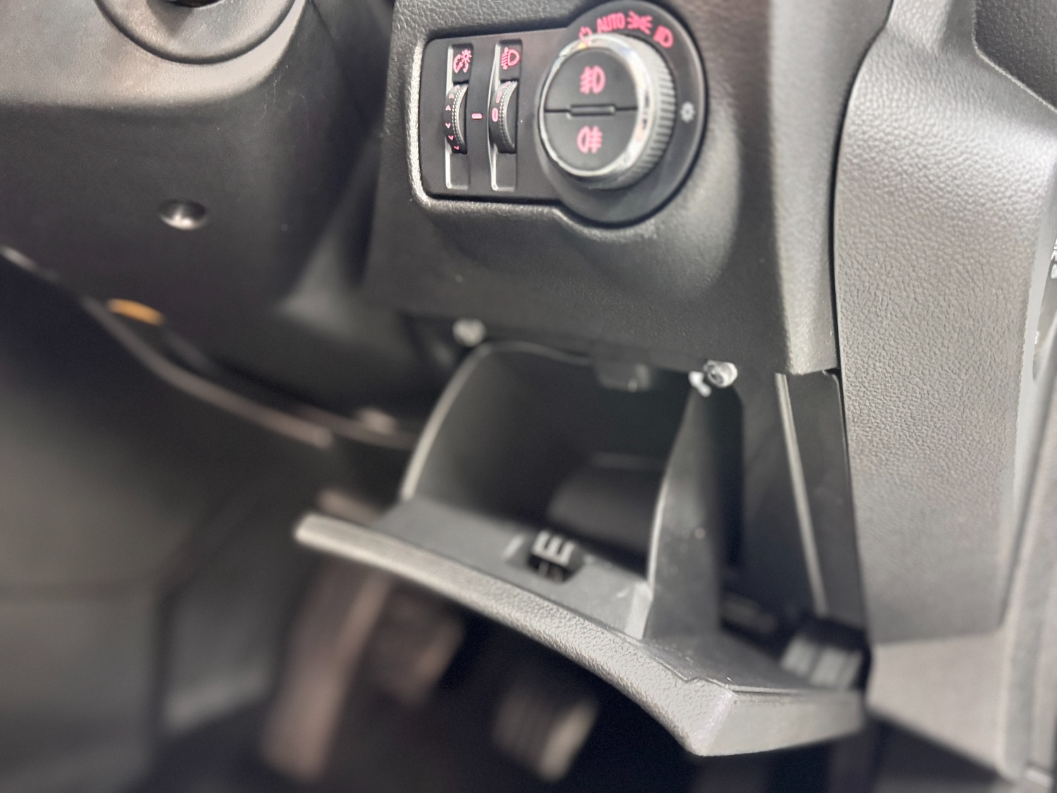 Used Vauxhall Astra 2015 for sale - 77878673: Photo 47