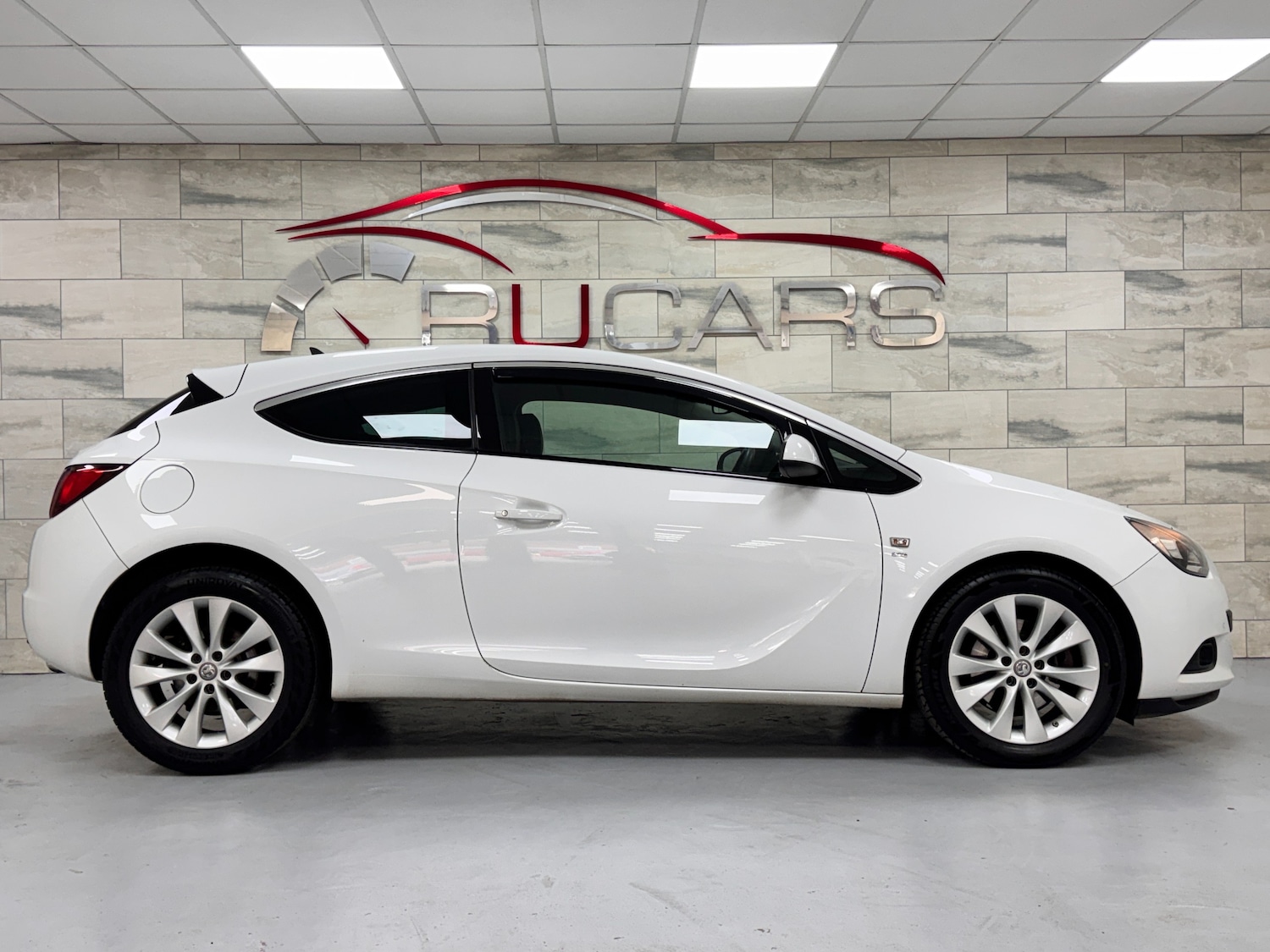 Used Vauxhall Astra 2015 for sale - 77878673: Photo 8