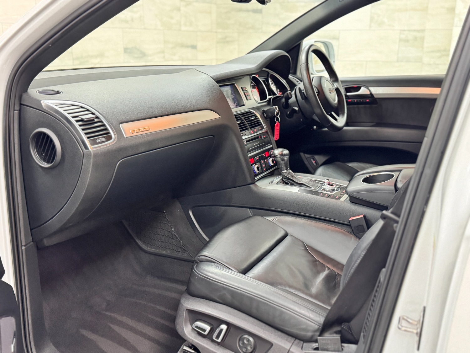 Used Audi Q7 2013 for sale - 77878642: Photo 22