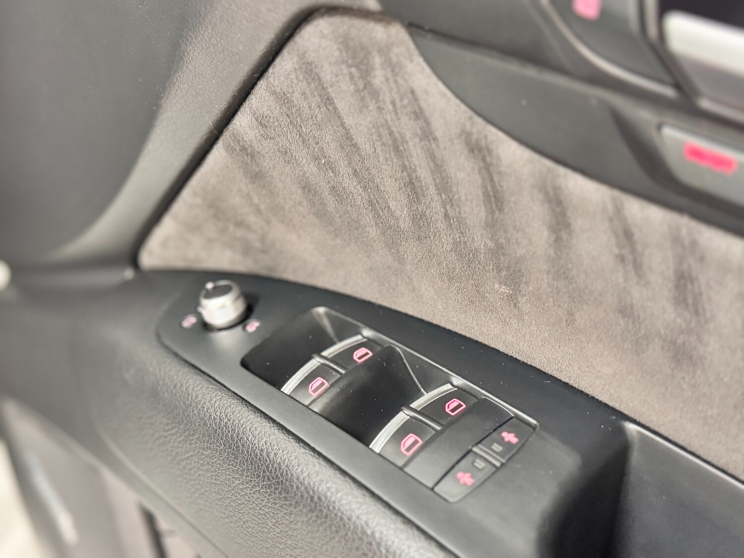 Used Audi Q7 2013 for sale - 77878642: Photo 57