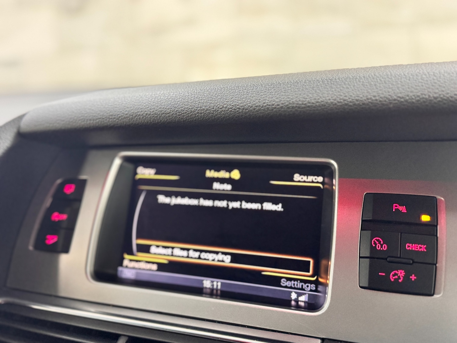 Used Audi Q7 2013 for sale - 77878642: Photo 73