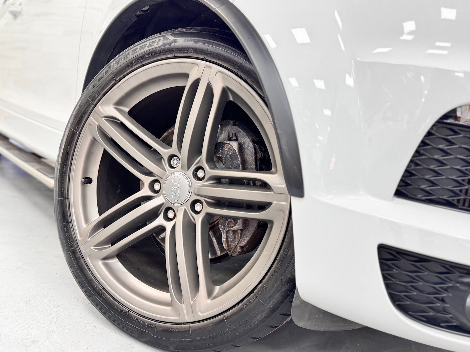 Used Audi Q7 2013 for sale - 77878642: Photo 78