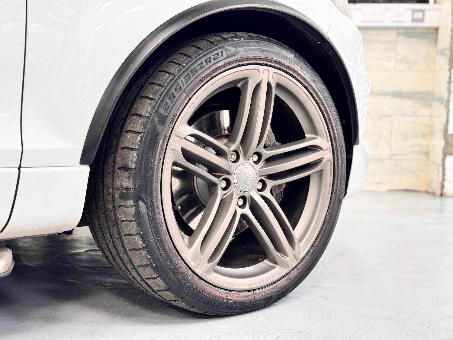 Used Audi Q7 2013 for sale - 77878642: Photo 79