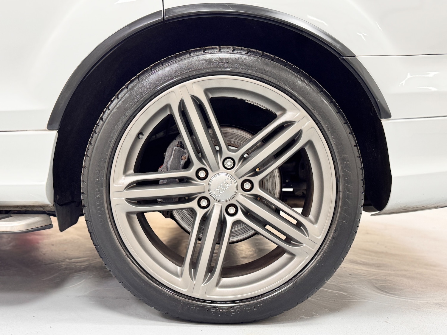 Used Audi Q7 2013 for sale - 77878642: Photo 82