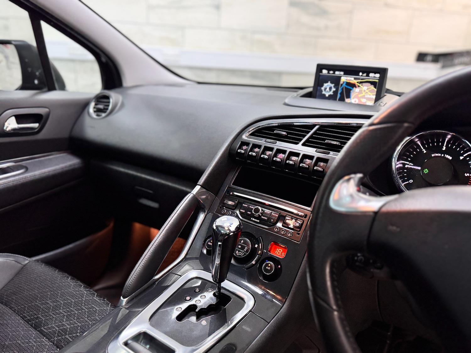 Used Peugeot 3008 2014 for sale - 78177206: Photo 10