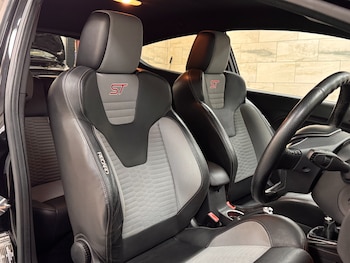 Used Ford Fiesta 2016 for sale - 79211057: Photo
