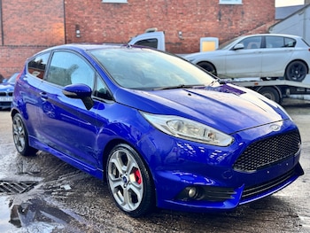 Used Ford Fiesta 2015 for sale - 77301646: Photo